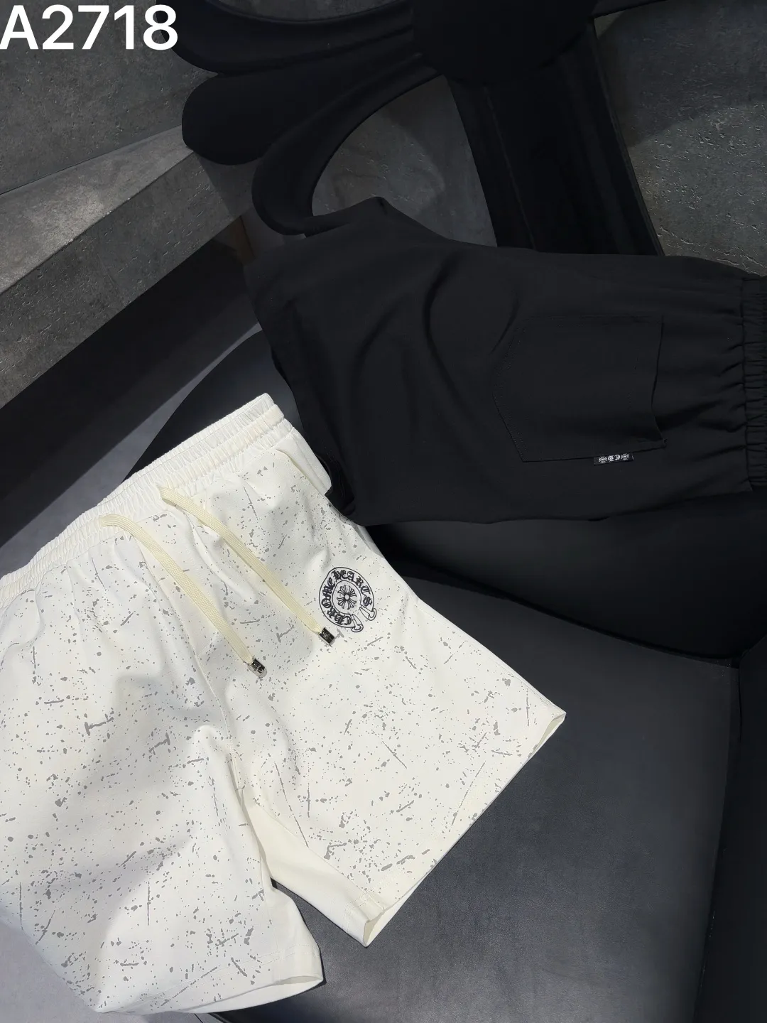 New Arrival ， ， logo。 ， ， ， ， Breathable， ， ：White Black Sizes：M-4XL